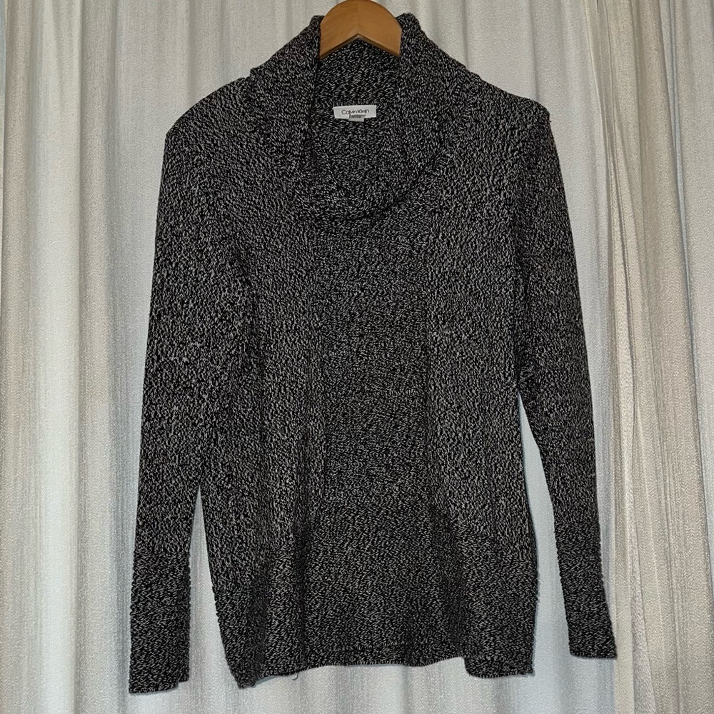 Calvin Klein Sweater